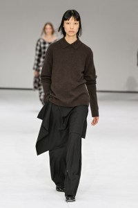 Cos Fall 2025 ready-to-wear collection at New York Fashion Week.