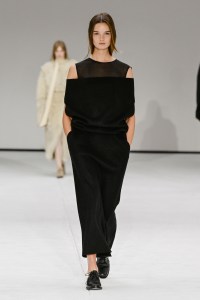 Cos Fall 2025 ready-to-wear collection at New York Fashion Week.