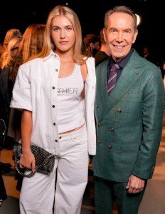 Scarlet Koons, Jeff Koons