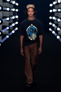 A look from Hindamme Fall 2025 at Riyadh Fashion Week.