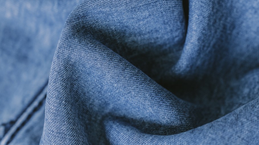The new fibers address market demand for natural aesthetics and responsible production, Lenzing said, debuting in denim and expanding into woven and home textiles applications in 2026.