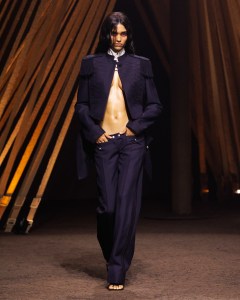 McQueen Spring 2026 Ready-to-Wear Collectionat Paris Fashion Week