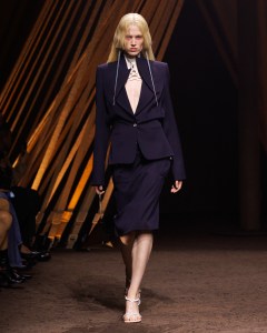 McQueen Spring 2026 Ready-to-Wear Collectionat Paris Fashion Week