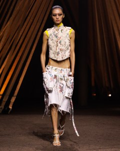 McQueen Spring 2026 Ready-to-Wear Collectionat Paris Fashion Week