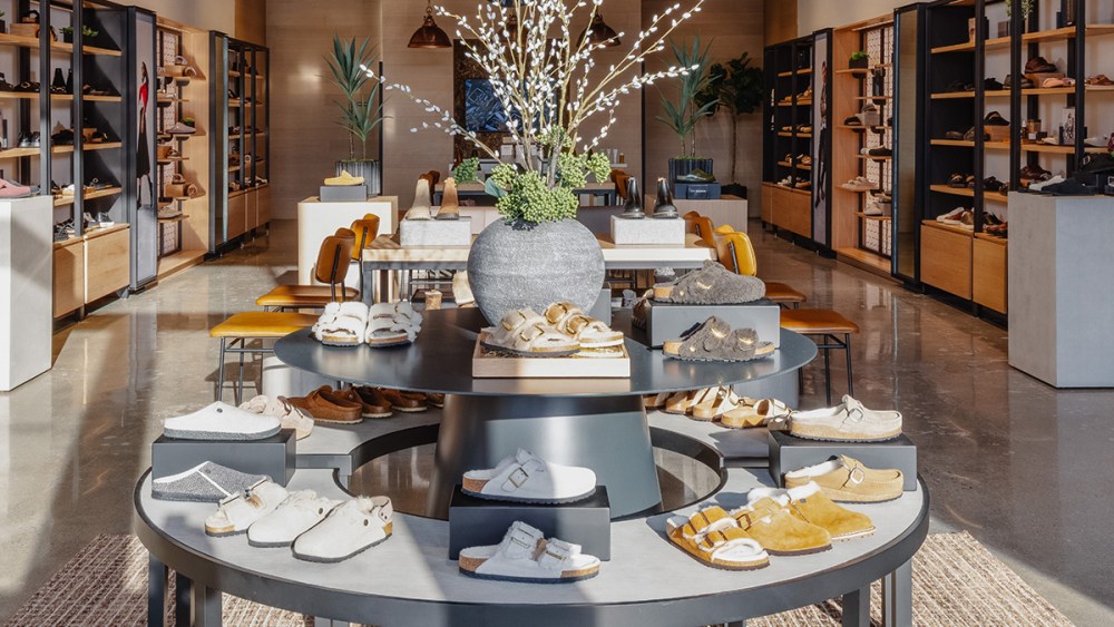 Birkenstock, store, Chestnut Hill, Boston, Massachusetts, shoes, clogs, Birkenstocks, sandals, retail