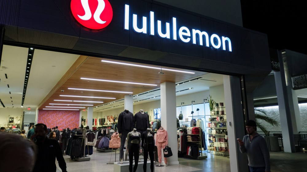 Lululemon store, Fashion Valley Mall, San Diego, Dec. 10, 2025