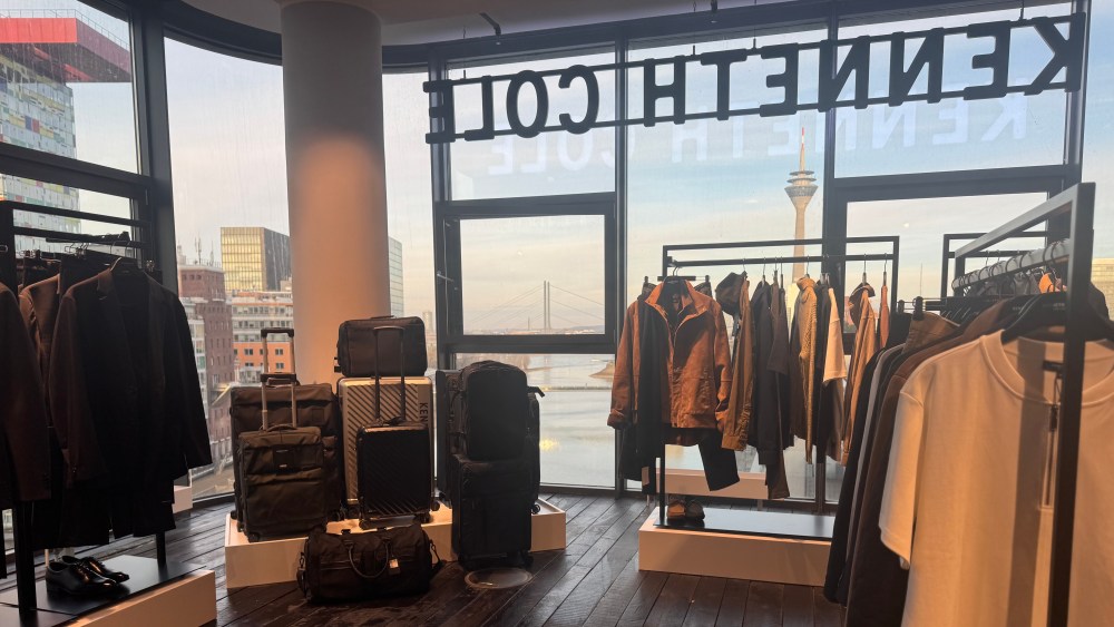 Kenneth Cole opens showroom today in Dusseldorf.