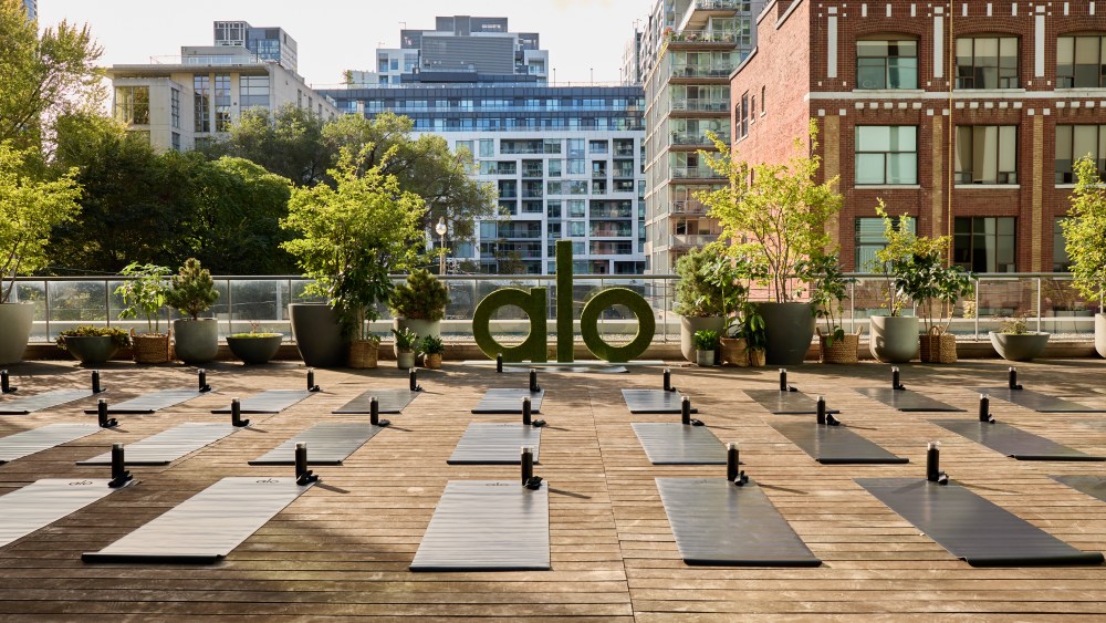 Alo