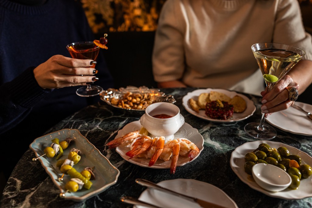 Inside Kees, a New Classic Cocktail Bar From a PDT Alum