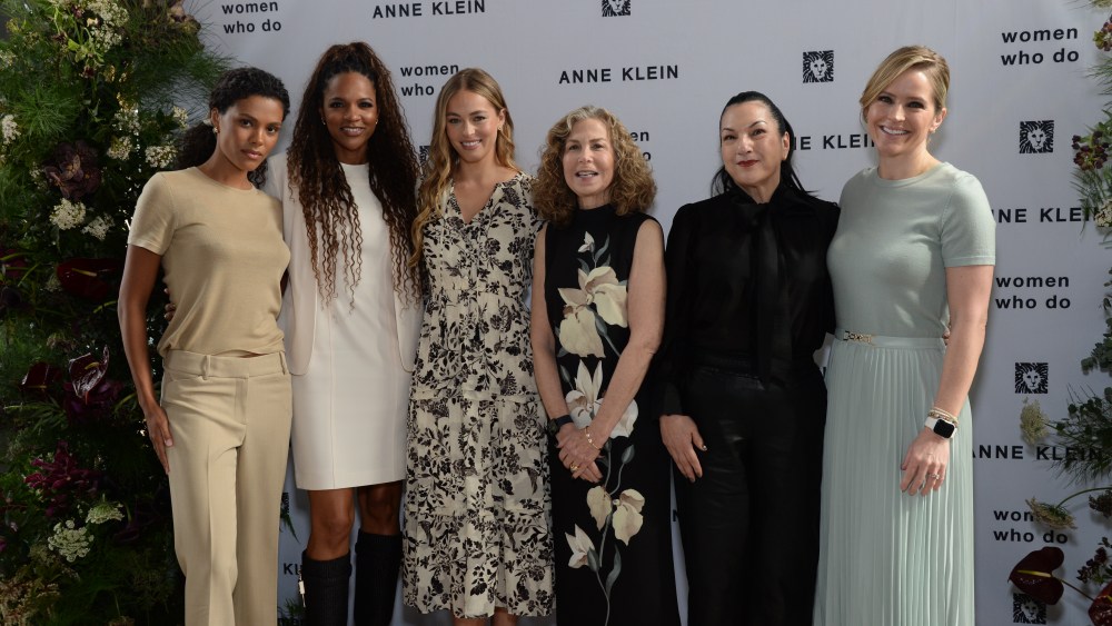 Tina Kunakey, Atoya Burleson, Caroline Kelley Rosen, Dr. Karen Kostroff, Martina Halloran and Sara Haines.