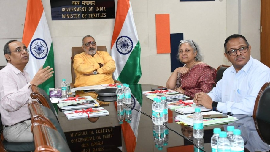 Union Minister of Textiles Shri Giriraj Singh released the report titled “Mapping of Textile Waste Value Chain in India” at an event held at Udyog Bhawan, New Delhi.