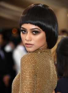 NEW YORK, NY - MAY 02:  Zendaya attends the "Manus x Machina: Fashion In An Age Of Technology" Costume Institute Gala at Metropolitan Museum of Art on May 2, 2016 in New York City.  (Photo by Larry Busacca/Getty Images)