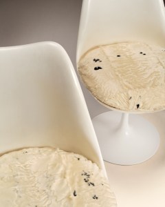 The Eero Saarinen’s Tulip chair reinterpreted by Michael Bargo for Yves Salomon Éditions.