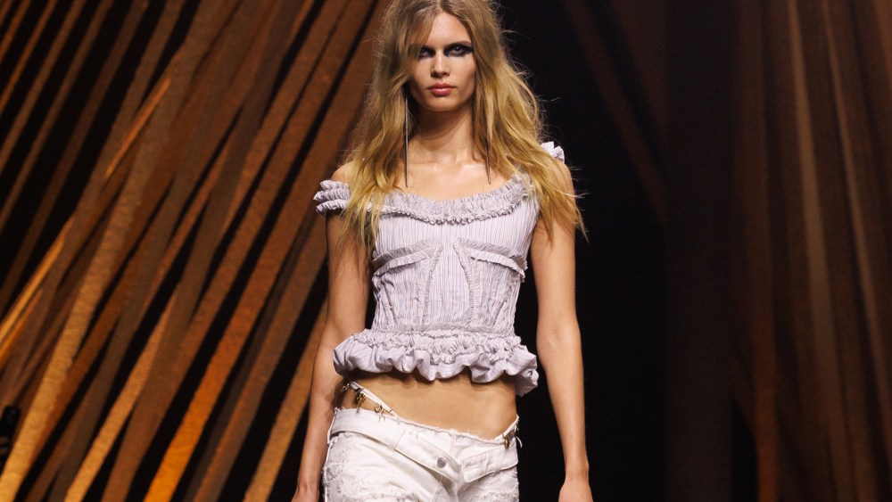 McQueen Spring 2026 Ready-to-Wear Collectionat Paris Fashion Week