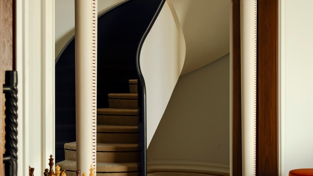 Orient Express Corinthian LVMH ship