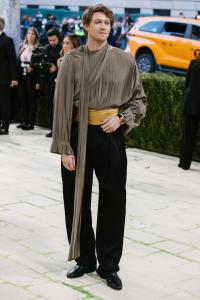 Joe Alwyn at The 2026 Met Gala Celebrating "Costume Art" held at The Metropolitan Museum of Art on May 04, 2026 in New York, New York.