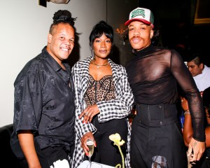 Chuck Amos, Ursala Stephen, Vernon François