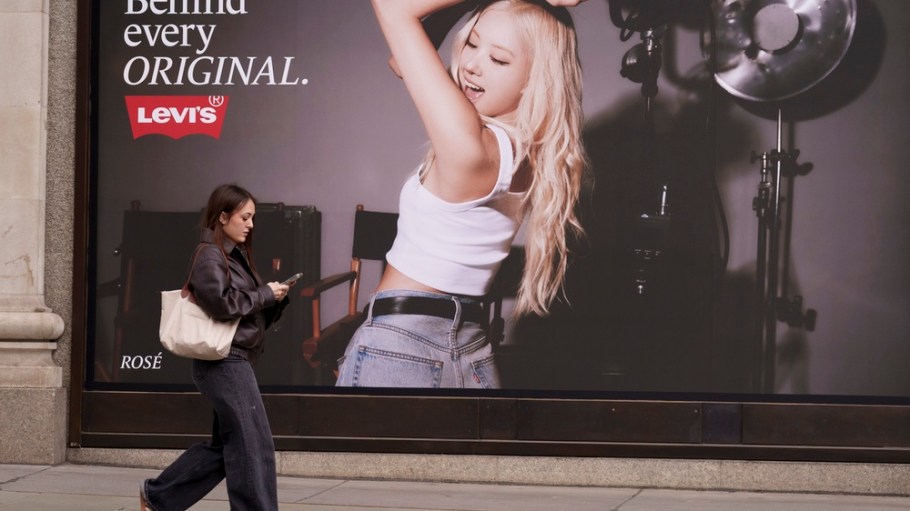 Levi's store